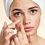 Chăm sóc da con gái tuổi mới lớn